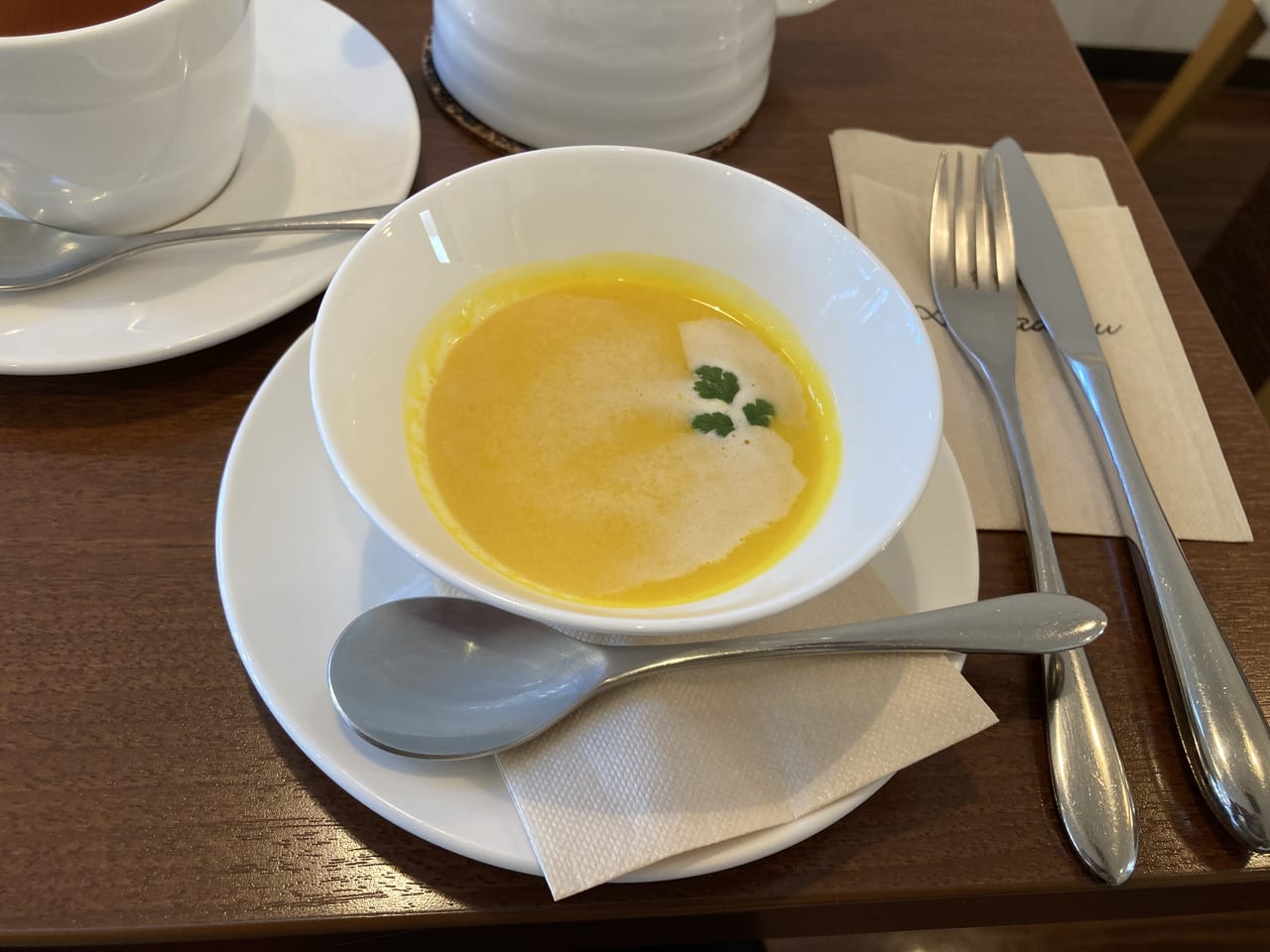 Patisserie Le Cadeauisesakiスープ