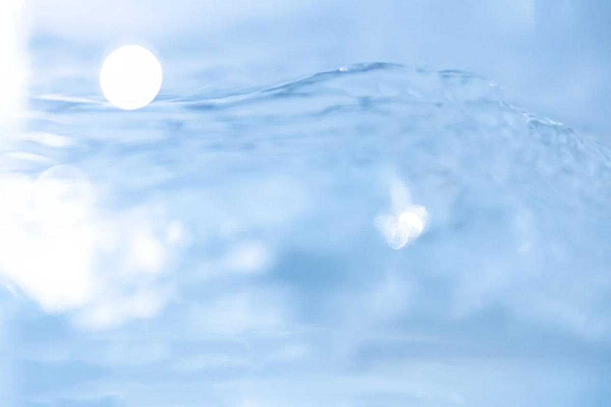 水