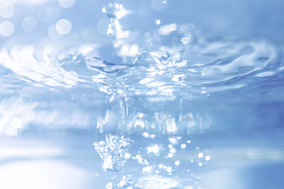 水