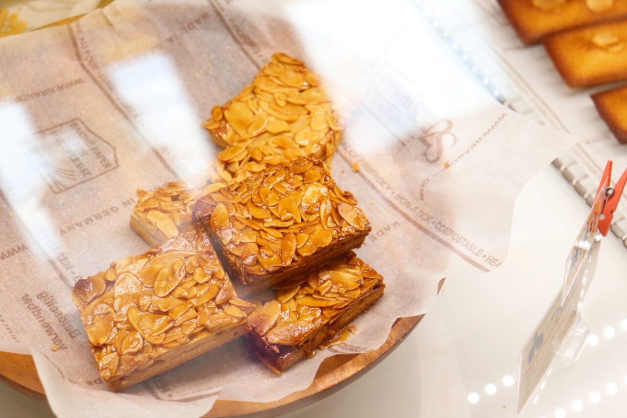 ちいさなケーキ屋 Cachette