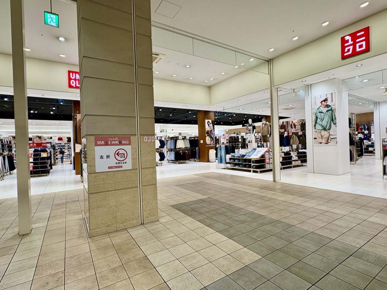 2026年3月25日スマーク伊勢崎スマイルウォーキングユニクロ前