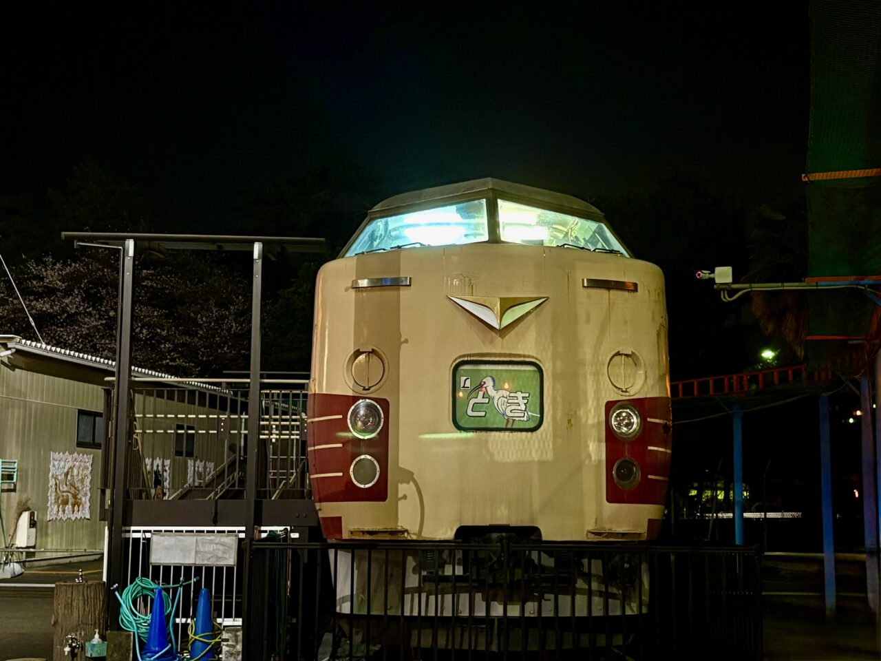 2026年3月30日華蔵寺遊園地特急とき正面