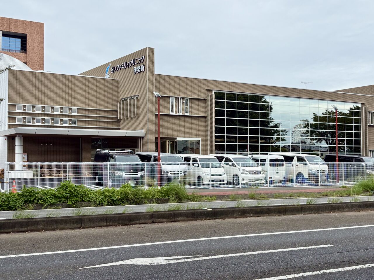 2026年9月8日あいファミリィクリニック伊勢崎北側2